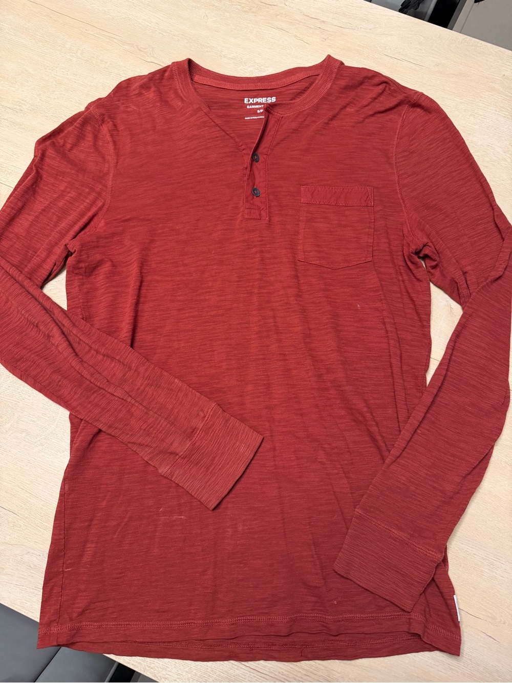 Express Men’s Long-Sleeve Henley Shirt - Rust Red